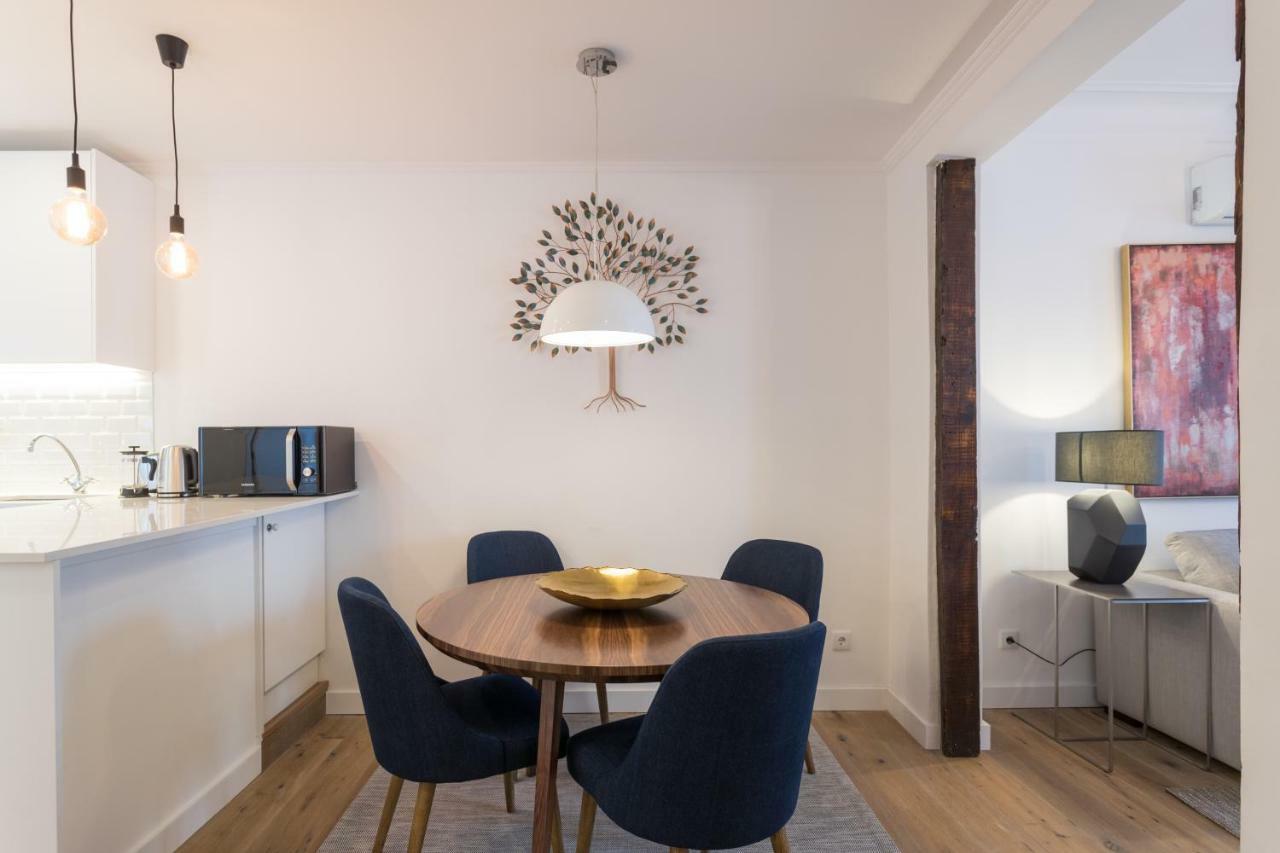 Flh Mouros Comfortable Place Lisbona Esterno foto