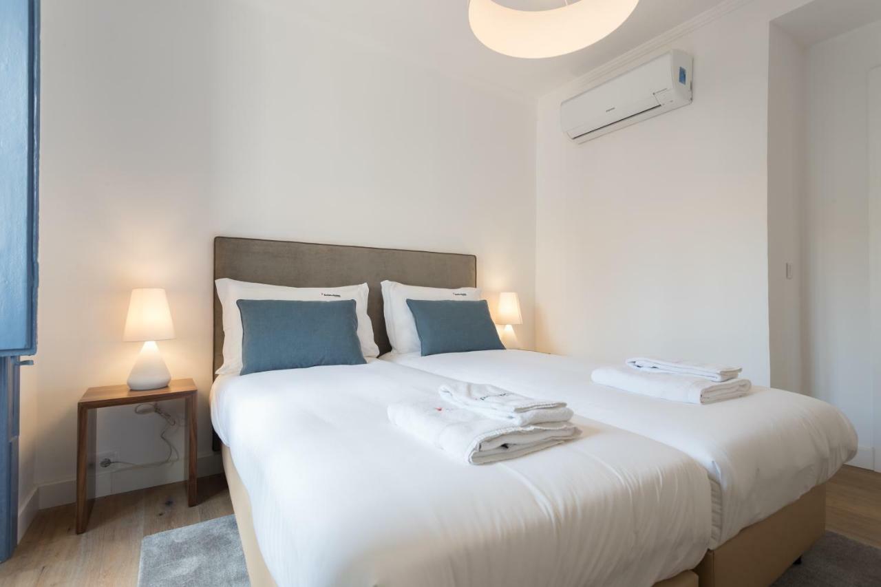 Flh Mouros Comfortable Place Lisbona Esterno foto